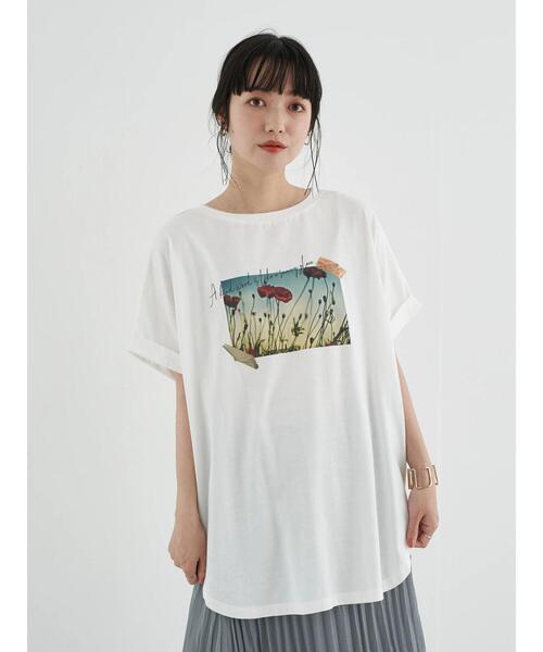 earth music&ecology（アースミュージックアンドエコロジー）の「A kind word ドルマンチュニック　＊（Tシャツ/カットソー・レディース・オフホワイト・FREE）」の3枚目の写真