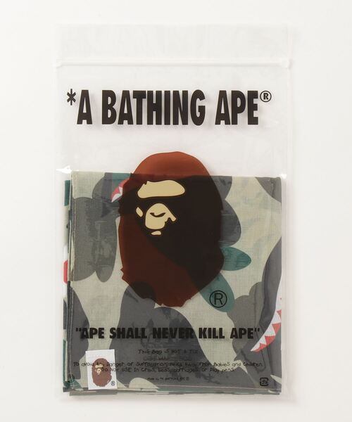 A BATHING APE（アベイシングエイプ）の「1ST CAMO SHARK BANDANA M（バンダナ/スカーフ・メンズ・グリーン/イエロー・FREE）」の3枚目の写真