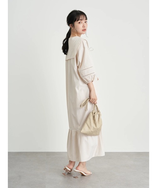 earth music&ecology（アースミュージックアンドエコロジー）の「【WEB限定】セーラーカラーボリュームワンピース ＊（ワンピース・レディース・オフホワイト/ネイビー/ストライプ・FREE）」の8枚目の写真