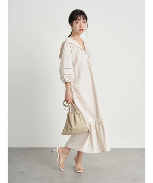 earth music&ecology（アースミュージックアンドエコロジー）の「【WEB限定】セーラーカラーボリュームワンピース ＊（ワンピース・レディース・オフホワイト/ネイビー/ストライプ・FREE）」の17枚目の写真