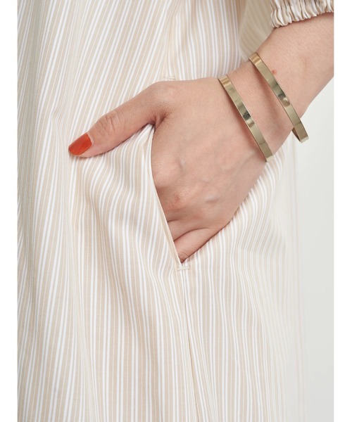 earth music&ecology（アースミュージックアンドエコロジー）の「【WEB限定】セーラーカラーボリュームワンピース ＊（ワンピース・レディース・オフホワイト/ネイビー/ストライプ・FREE）」の15枚目の写真