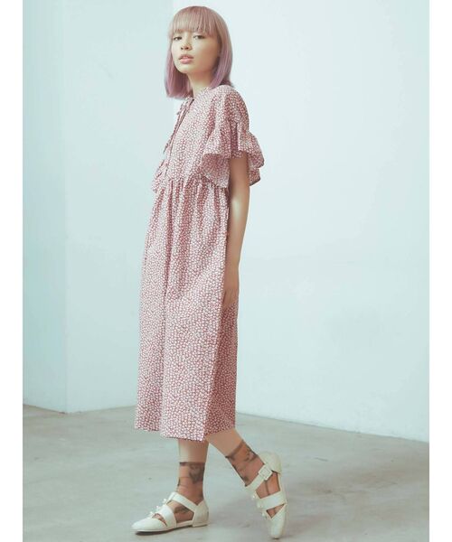 merry jenny（メリージェニー）の「フリルスリーブルーズワンピース（ワンピース・レディース・ブラック/レッド・FREE）」の3枚目の写真