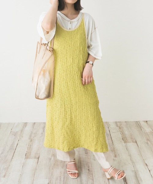 nemne store（ネンネストア）の「花束とジャガードキャミワンピース（ワンピース・レディース・ベージュ/ブラック/ライトグリーン/オフホワイト・F）」の4枚目の写真