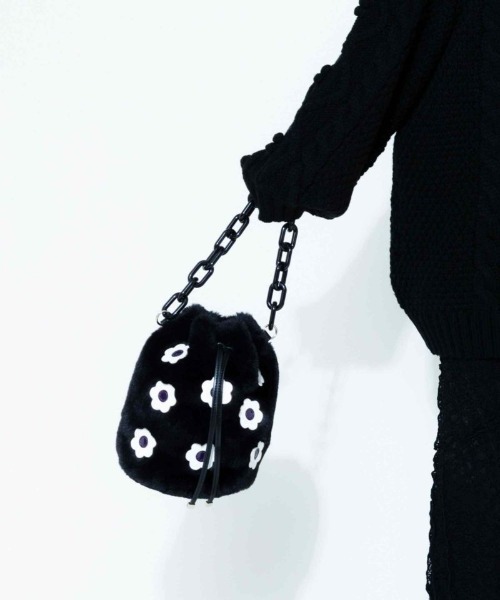 Candy Stripper（キャンディストリッパー）の「FLOWER DRAWSTRING バッグ（ハンドバッグ・レディース・ライトブルー/ブラック・FREE）」の2枚目の写真