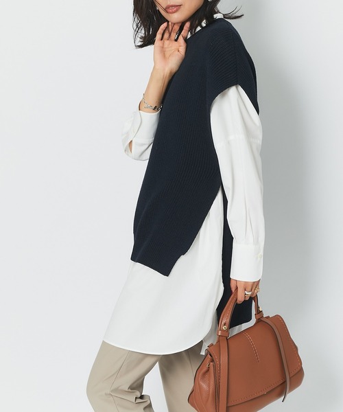 RIVE DROITE（リヴドロワ）の「抜け感のあるレイヤードスタイルが完成する　片畦ワイドベスト（ベスト・レディース・ネイビー/バーガンディー・FREE）」の2枚目の写真