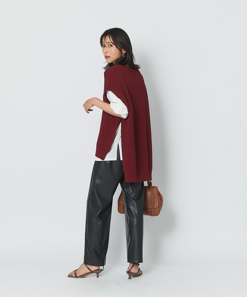 RIVE DROITE（リヴドロワ）の「抜け感のあるレイヤードスタイルが完成する　片畦ワイドベスト（ベスト・レディース・ネイビー/バーガンディー・FREE）」の17枚目の写真