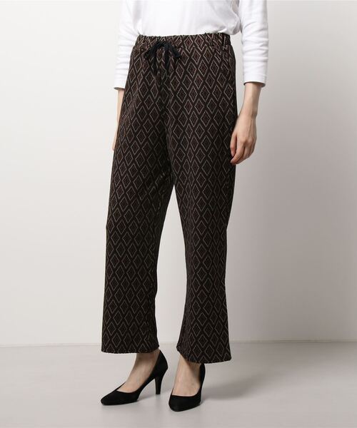 NICOLE white(ニコルホワイト)の「ダマスク柄ジャガードパンツ(その他パンツ・レディース・ベージュ系/ブラウン系/ブルー系・FREE)」の13枚目の写真