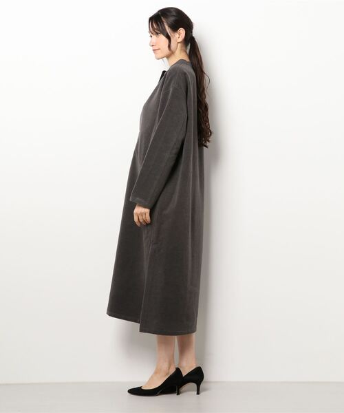 UNFIL（アンフィル）の「【unfil】カフタンドレス WOMEN（ワンピース・レディース・ベージュ/ダークグレー・0）」の4枚目の写真