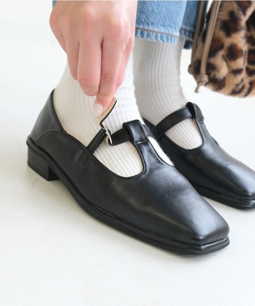 AmiAmi（アミアミ）の「Tストラップローファー（ローファー・レディース・ブラック/ブラウン/ピンク/アイボリー・L/LL/M/S）」の14枚目の写真