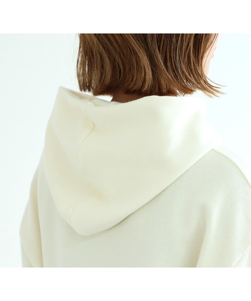 reca（レカ）の「筆記体刺繍パーカー（パーカー・レディース・ブラック/アイボリー/モカ・FREE）」の11枚目の写真