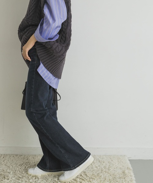 SOMETHING（サムシング）の「SOMETHING　LISA FLARE（デニムパンツ・レディース・ライトブルー/ブラック/ブラウン/ブルー系その他・27/28）」の8枚目の写真