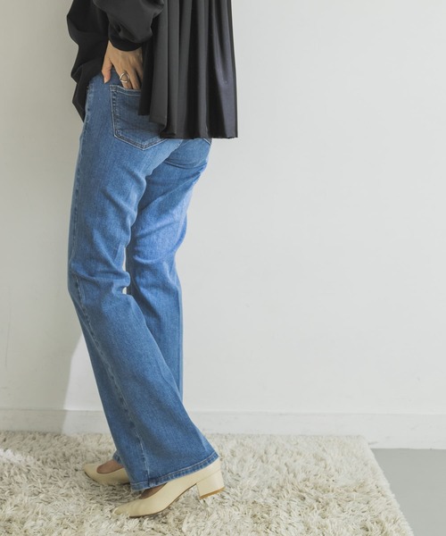 SOMETHING（サムシング）の「SOMETHING　LISA FLARE（デニムパンツ・レディース・ライトブルー/ブラック/ブラウン/ブルー系その他・27/28）」の15枚目の写真