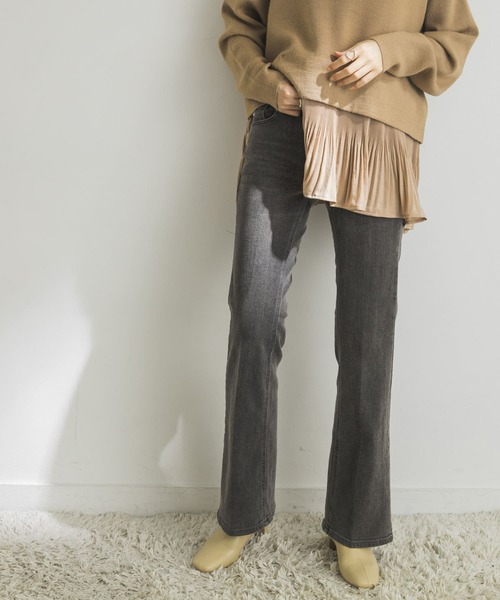 SOMETHING（サムシング）の「SOMETHING　LISA FLARE（デニムパンツ・レディース・ライトブルー/ブラック/ブラウン/ブルー系その他・27/28）」の22枚目の写真