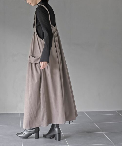 rps（アールピーエス）の「ツイルコールアウトポケットジャンパースカート（ジャンパースカート・レディース・ネイビー/ブラック/カーキ/モカ/チャコールグレー・M/フリー）」の7枚目の写真