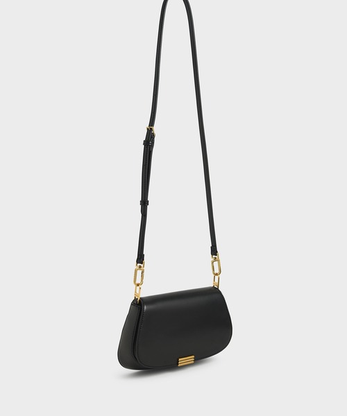 CHARLES & KEITH(チャールズ & キース)の「メタリックアクセント スモールショルダーバッグ / Metallic Accent Small Shoulder Bag(ショルダーバッグ・レディース・ブラック/オリーブ/ブルー系その他4・S)」の5枚目の写真