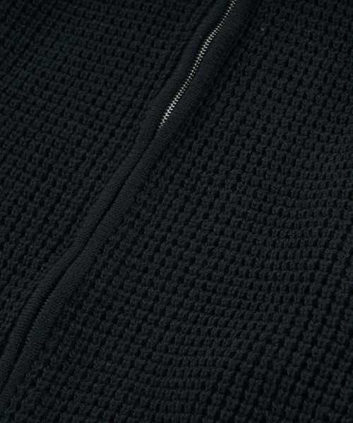 WHO'S WHO gallery（フーズフーギャラリー）の「【KOOKY'N/クーキー】スタンドカラーニットカーディガン（カーディガン/ボレロ・メンズ・チャコールグレー/ブラック/ブラウン・FREE）」の18枚目の写真