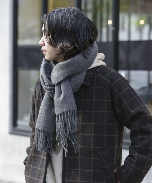 SENSE OF PLACE by URBAN RESEARCH(センスオブプレイスバイアーバンリサーチ)の「ウォッシャブル大判ストール(60cm巾)(マフラー・メンズ・ブラック/グレー/ブルー/アイボリー/ミント・ONE)」の4枚目の写真