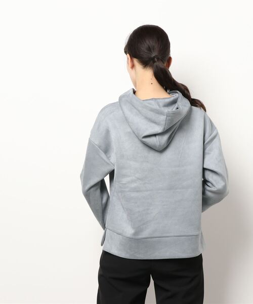 Te chichi(テチチ)の「ピーチスエード調パーカー(パーカー・レディース・ベージュ/ブルー/モカ・フリ-)」の5枚目の写真