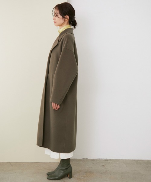 ROPE'（ロペ）の「【シリーズ】リッチリバースタンドカラーフォルムコート（チェスターコート・レディース・ブラウン/オフホワイト・38）」の7枚目の写真
