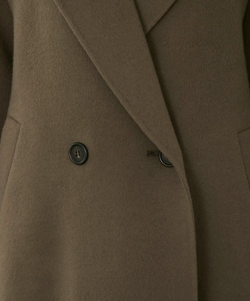ROPE'（ロペ）の「【シリーズ】リッチリバースタンドカラーフォルムコート（チェスターコート・レディース・ブラウン/オフホワイト・38）」の12枚目の写真