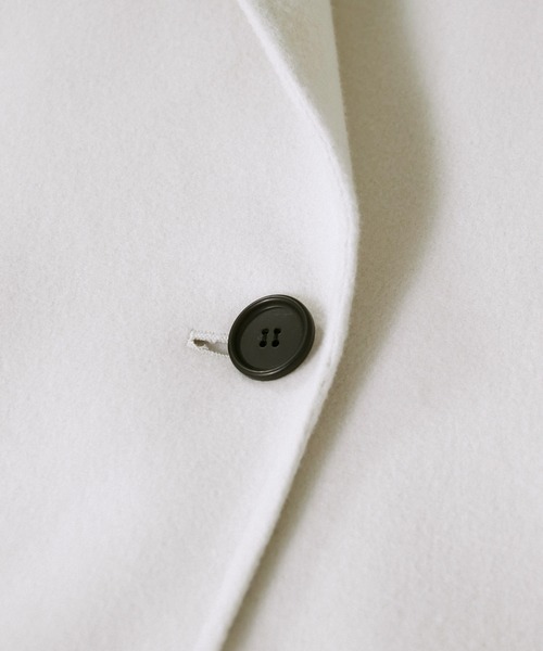 ROPE'（ロペ）の「【シリーズ】リッチリバースタンドカラーフォルムコート（チェスターコート・レディース・ブラウン/オフホワイト・38）」の17枚目の写真