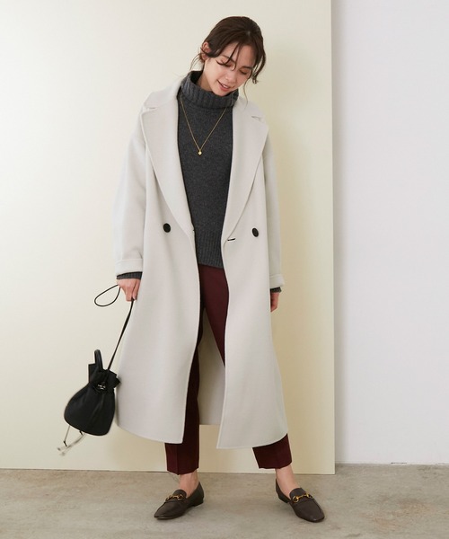 ROPE'（ロペ）の「【シリーズ】リッチリバースタンドカラーフォルムコート（チェスターコート・レディース・ブラウン/オフホワイト・38）」の20枚目の写真