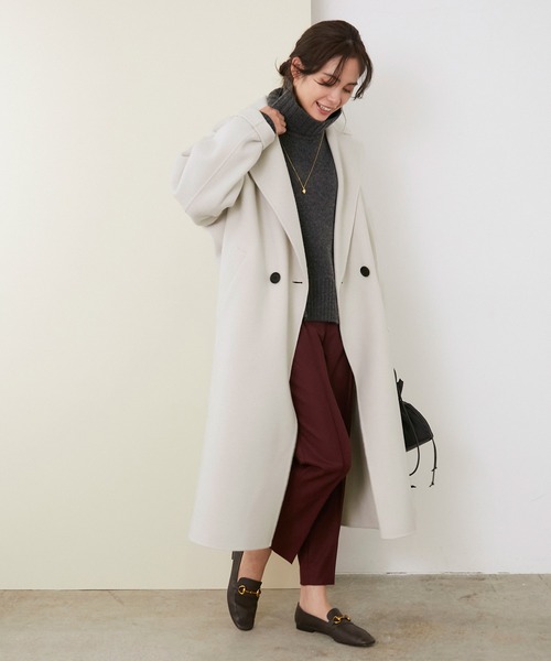 ROPE'（ロペ）の「【シリーズ】リッチリバースタンドカラーフォルムコート（チェスターコート・レディース・ブラウン/オフホワイト・38）」の21枚目の写真