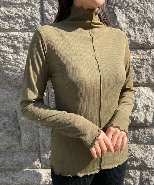 CEMONEMO（セモネモ）の「2way メロー プリーツ ハイネックトップス（Tシャツ/カットソー・レディース・ブラック/ベージュ/カーキ/アイボリー/ワイン・FREE）」の4枚目の写真