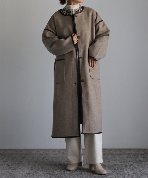 Fizz（フィズ）の「【Fizz/フィズ】　パイピング×フェイクウールロングコート（ノーカラーコート・レディース・ブラック/ベージュ/アイボリー/モカ/キナリ・M）」の4枚目の写真