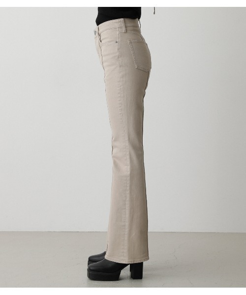 AZUL by moussy（アズールバイマウジー）の「PIN TUCK DENIM FLARE/ピンタックデニムフレア（デニムパンツ・レディース・ワンウォッシュ/ライトベージュ・SMALL/X-SMALL/MEDIUM/LARGE）」の6枚目の写真