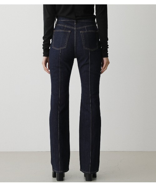 AZUL by moussy（アズールバイマウジー）の「PIN TUCK DENIM FLARE/ピンタックデニムフレア（デニムパンツ・レディース・ワンウォッシュ/ライトベージュ・SMALL/X-SMALL/MEDIUM/LARGE）」の16枚目の写真