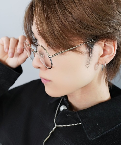 SPINNS(スピンズ)の「細フレームラウンドメタル伊達メガネ/丸メガネ/UVカット/ユニセックス(メガネ・メンズ・シルバー/ゴールド・ONESIZE)」の13枚目の写真