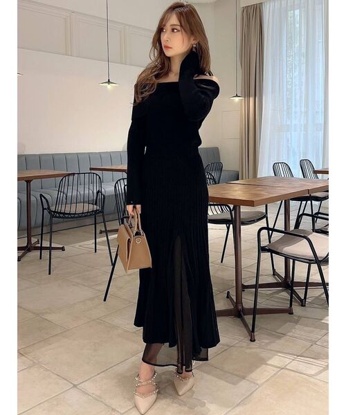 RESEXXY(リゼクシー)の「オフショルプリーツ切替え長袖ワンピース(ワンピース・レディース・アイボリー/ピンク/ブルー/ブラック・FREE)」の20枚目の写真