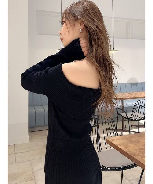 RESEXXY(リゼクシー)の「オフショルプリーツ切替え長袖ワンピース(ワンピース・レディース・アイボリー/ピンク/ブルー/ブラック・FREE)」の14枚目の写真