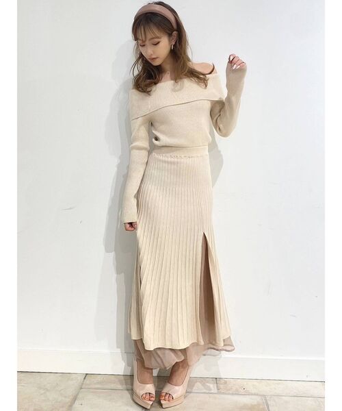 RESEXXY(リゼクシー)の「オフショルプリーツ切替え長袖ワンピース(ワンピース・レディース・アイボリー/ピンク/ブルー/ブラック・FREE)」の11枚目の写真