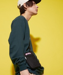 BEN DAVIS | 【BEN DAVIS/ベンデイビス】フロントメッシュポケット付き　ミニネックポーチ　ショルダーバッグ　ロゴ刺繍(ショルダーバッグ)