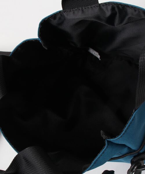 PARROTT CANVAS(パロットキャンバス)の「PARROTT CANVAS/パロットキャンバス カロライナキャリー(ショルダーバッグ・レディース・グレイッシュベージュ/ブラック/ターコイズブルー/カーキ・FREE)」の5枚目の写真