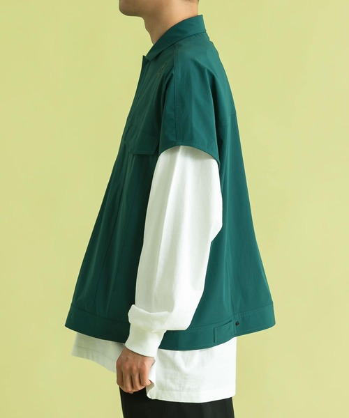 Uiscel(ユイセル)の「Uiscel マルチポケットボリュームベスト(ベスト・メンズ・ブラック/グリーン/ベージュ・ONE)」の21枚目の写真