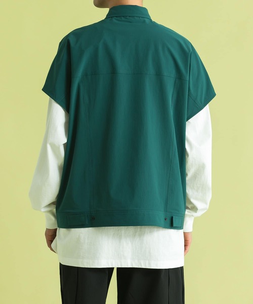 Uiscel(ユイセル)の「Uiscel マルチポケットボリュームベスト(ベスト・メンズ・ブラック/グリーン/ベージュ・ONE)」の20枚目の写真