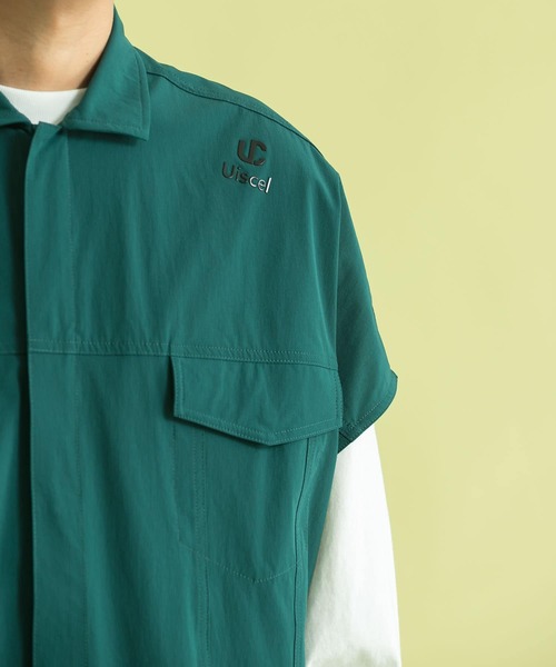 Uiscel(ユイセル)の「Uiscel マルチポケットボリュームベスト(ベスト・メンズ・ブラック/グリーン/ベージュ・ONE)」の17枚目の写真