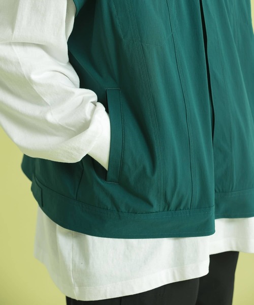 Uiscel(ユイセル)の「Uiscel マルチポケットボリュームベスト(ベスト・メンズ・ブラック/グリーン/ベージュ・ONE)」の16枚目の写真