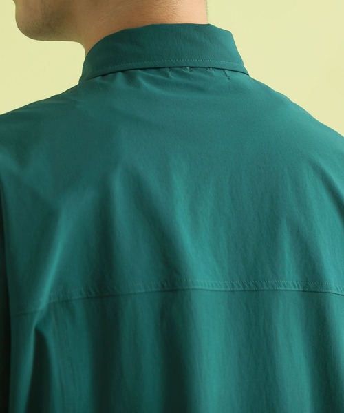 Uiscel(ユイセル)の「Uiscel マルチポケットボリュームベスト(ベスト・メンズ・ブラック/グリーン/ベージュ・ONE)」の15枚目の写真