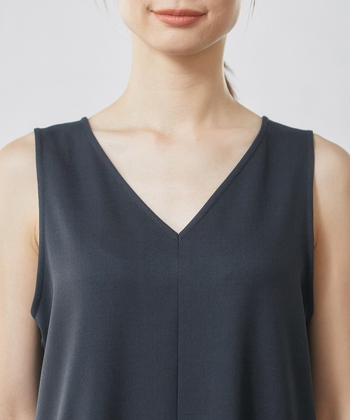 ROPE'（ロペ）の「【洗える】エステルソフトツイル前後2WAYノースリーブワンピース /WEB限定（ワンピース・レディース・ネイビー/オフホワイト・38）」の17枚目の写真