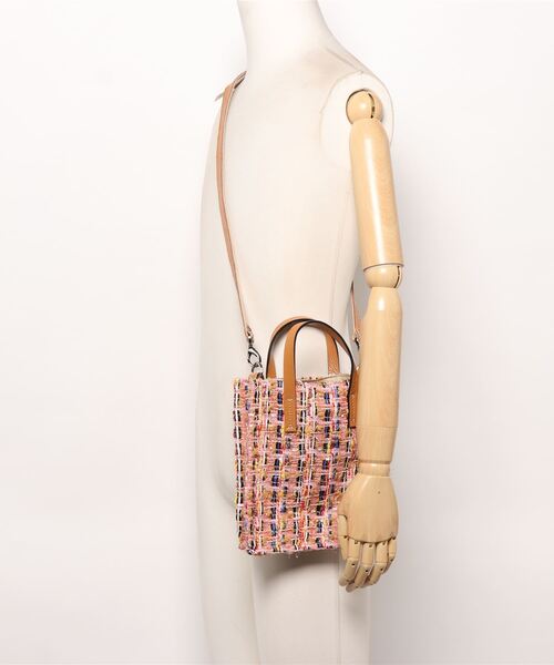 Kassiopea（カシオペア）の「【KASSIOPEA】ツイード調ハンドバッグ（ハンドバッグ・レディース・クリアレッド・FREE）」の2枚目の写真