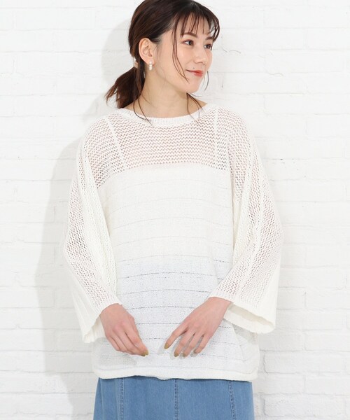 SHOO・LA・RUE(シューラルー)の「◆ブークレメッシュ切り替えニットプルオーバー(ニット/セーター・レディース・ホワイト系/ピンク系/サンドベージュ/ブラック・00)」の5枚目の写真