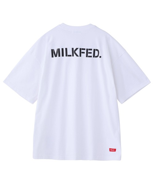 MILKFED.（ミルクフェド）の「BASIC STENCIL WIDE S/S TEE/ブランドロゴ　プリントTシャツ/半袖（Tシャツ/カットソー・レディース・ホワイト/チャコール/ライトピンク/ライトパープル/オフホワイト/ネイビー/ブラック/ライトブルー・S/M/L/XL）」の18枚目の写真