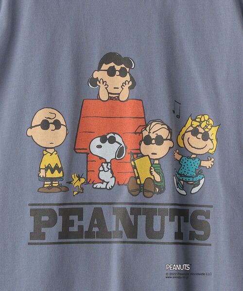 SHIPS(シップス)の「SHIPS KIDS:スヌーピー 半袖 TEE(145~160cm)(Tシャツ/カットソー・キッズ・グレー/ロイヤルブルー/オフホワイト/クリーム・M/160/S/145)」の15枚目の写真