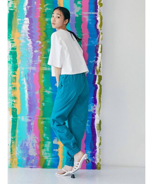 MURUA(ムルーア)の「ワッシャーナイロンパンツ(カーゴパンツ・レディース・ダークグレー/オレンジ/グリーン/ベージュ・FREE)」の22枚目の写真