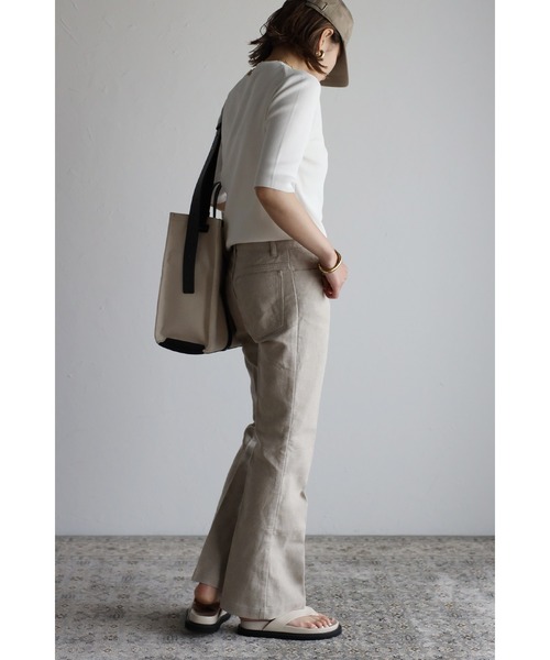 Bonjour Sagan(ボンジュールサガン)の「ダイバーニットT(Tシャツ/カットソー・レディース・ブラック/オフホワイト/カーキ/サックスブルー・FREE)」の16枚目の写真