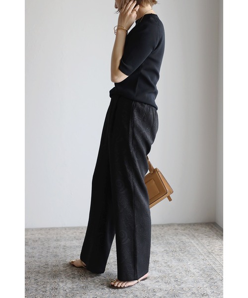 Bonjour Sagan(ボンジュールサガン)の「ダイバーニットT(Tシャツ/カットソー・レディース・ブラック/オフホワイト/カーキ/サックスブルー・FREE)」の5枚目の写真